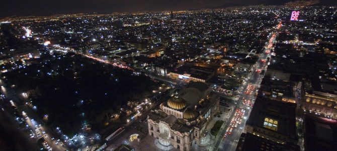 ¡México español! ¡México español!