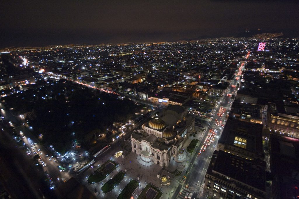 Mexico City at Night.Alberto Millares/Mxico D.F.4 November 2011