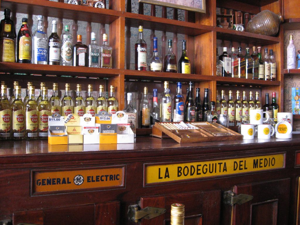 Bodeguita_del_Medio,_Havana,_Cuba_8